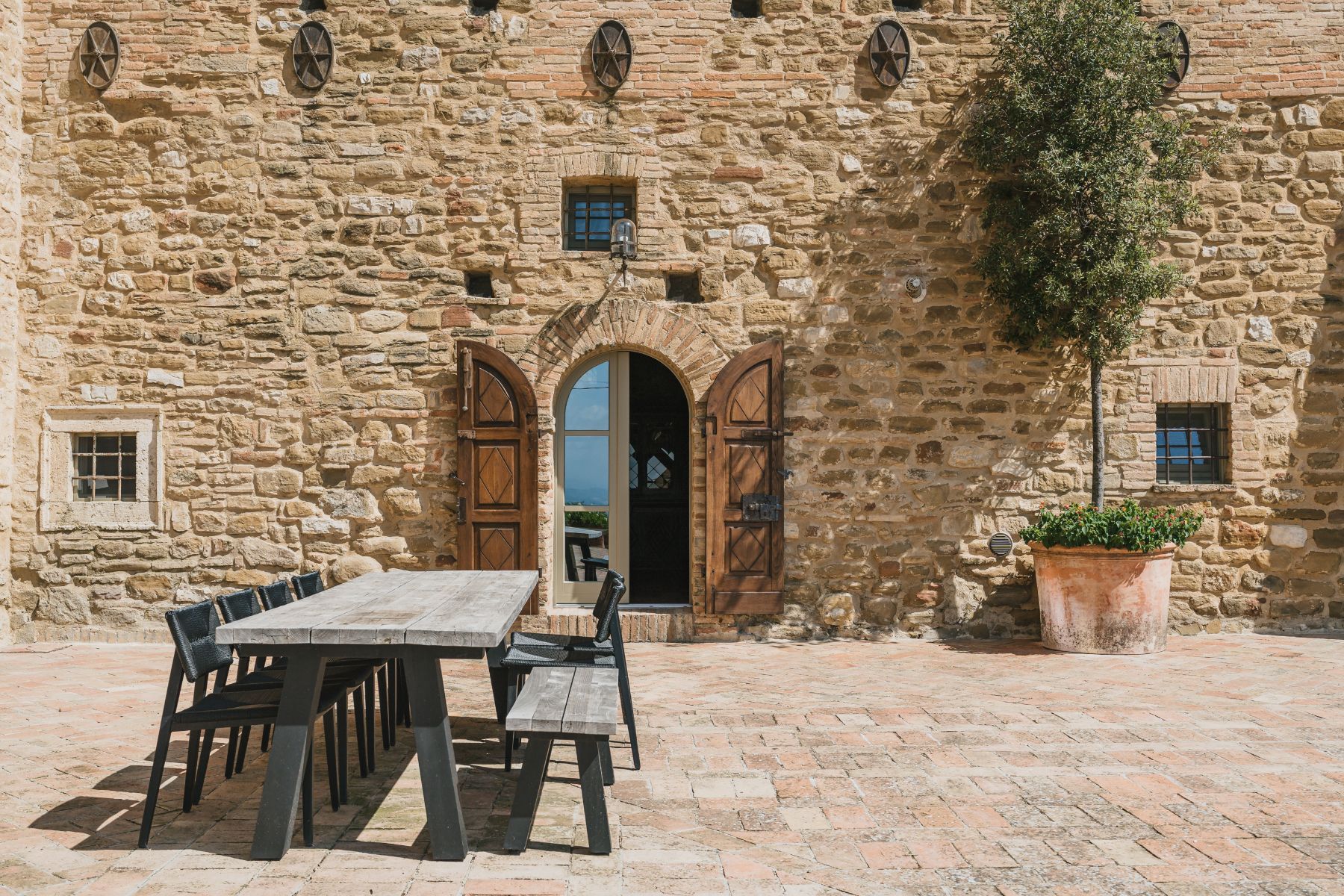 Sanfelice villa photo.
