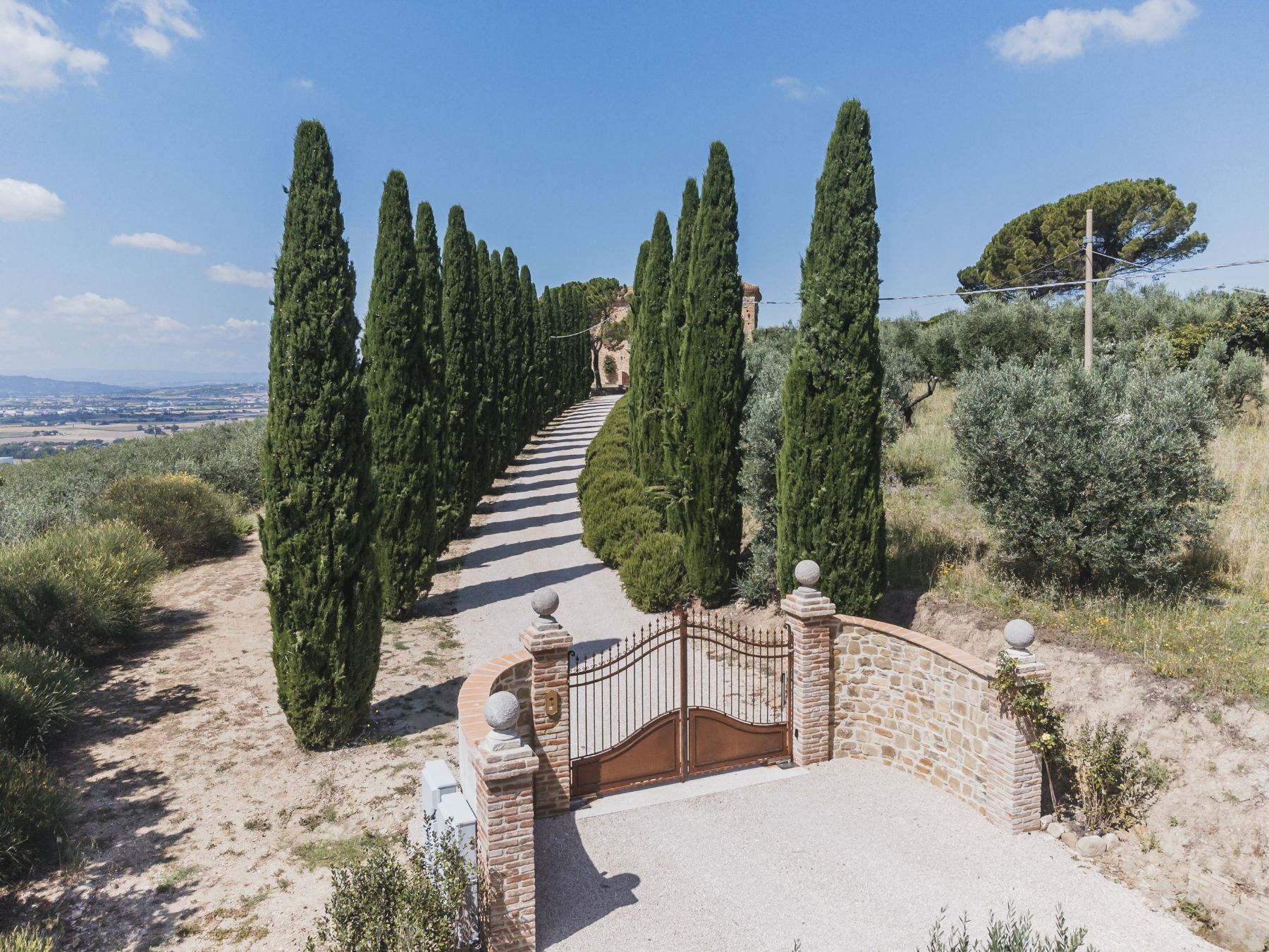 Sanfelice villa photo.