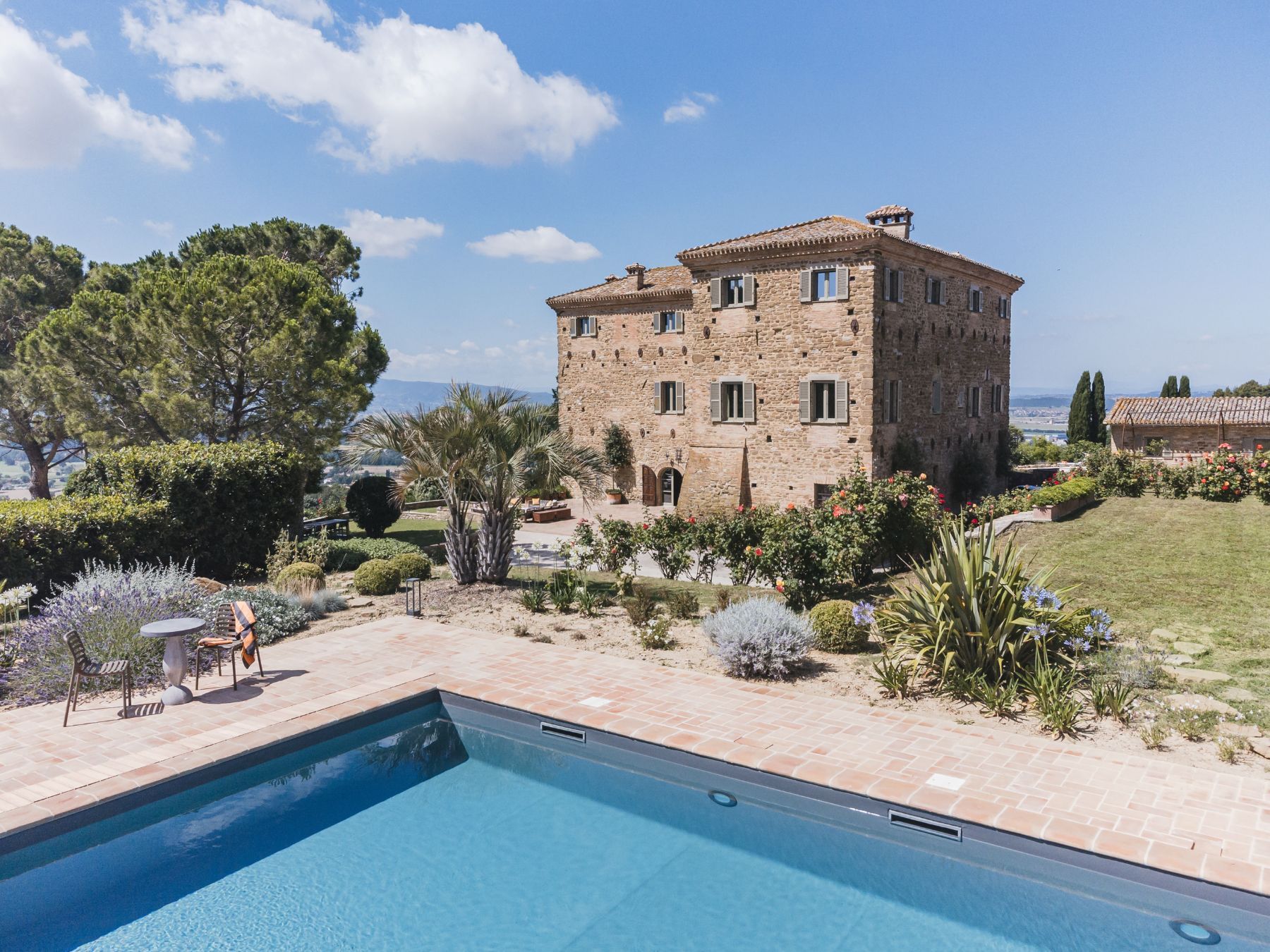 Sanfelice villa photo.