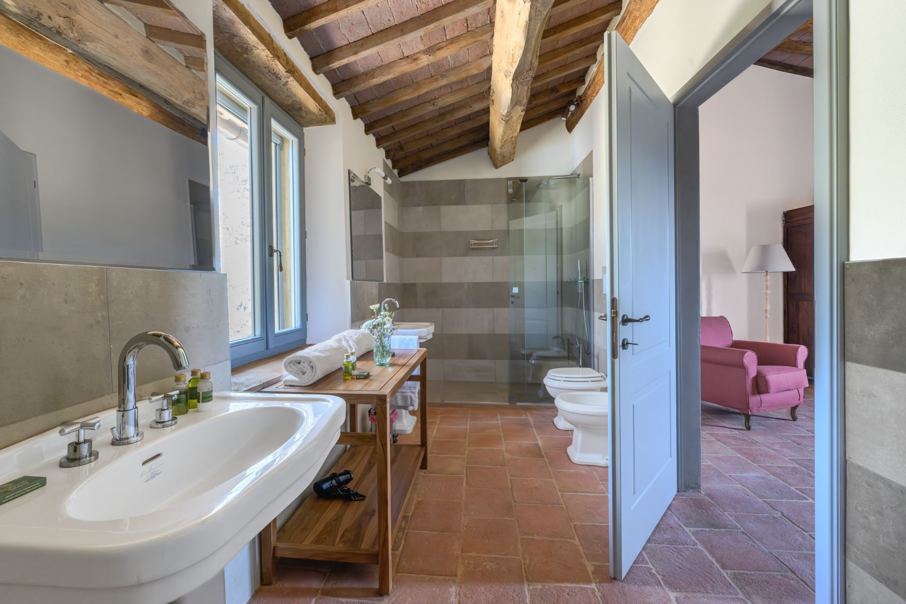 Pacera villa photo.