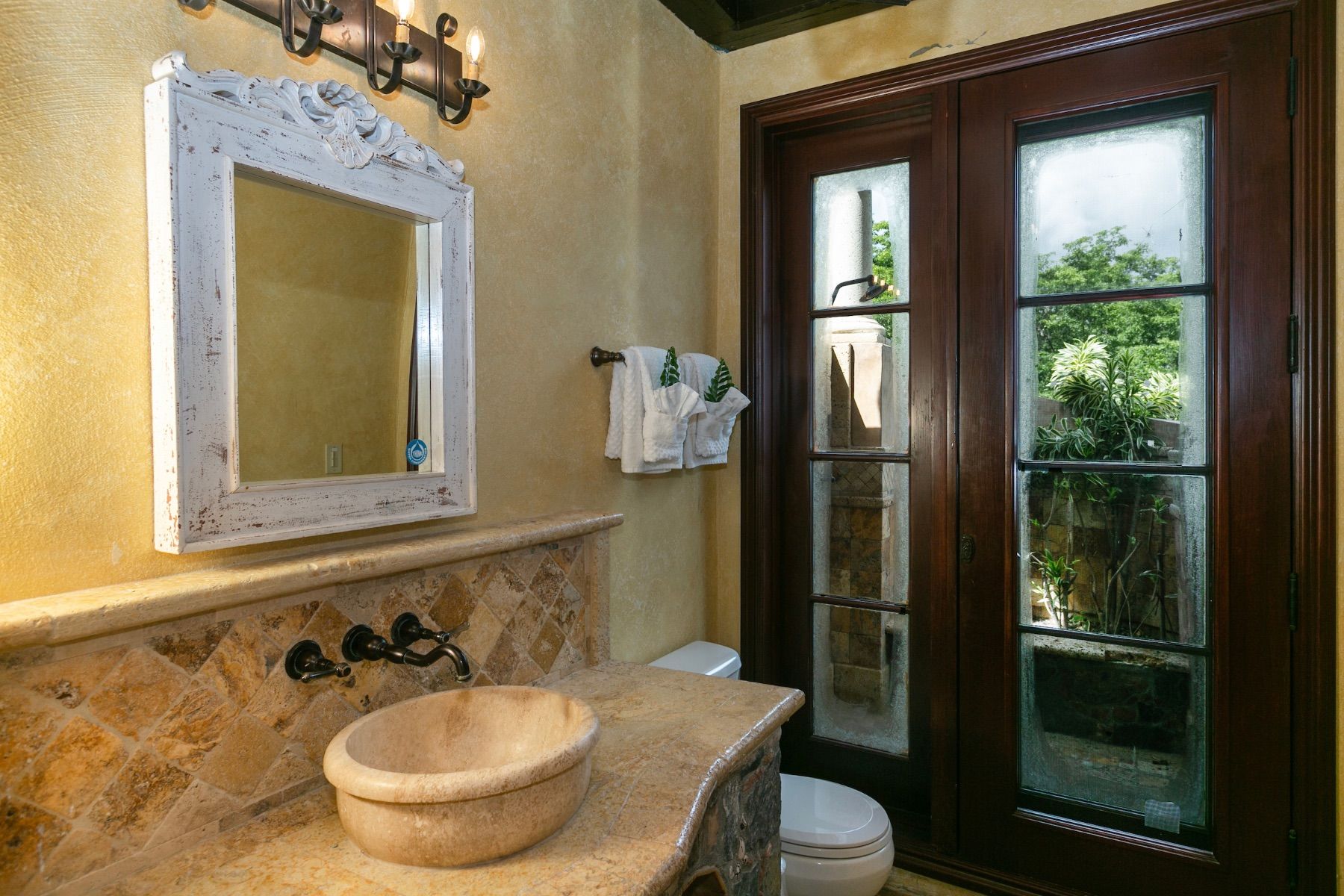 Ensuite