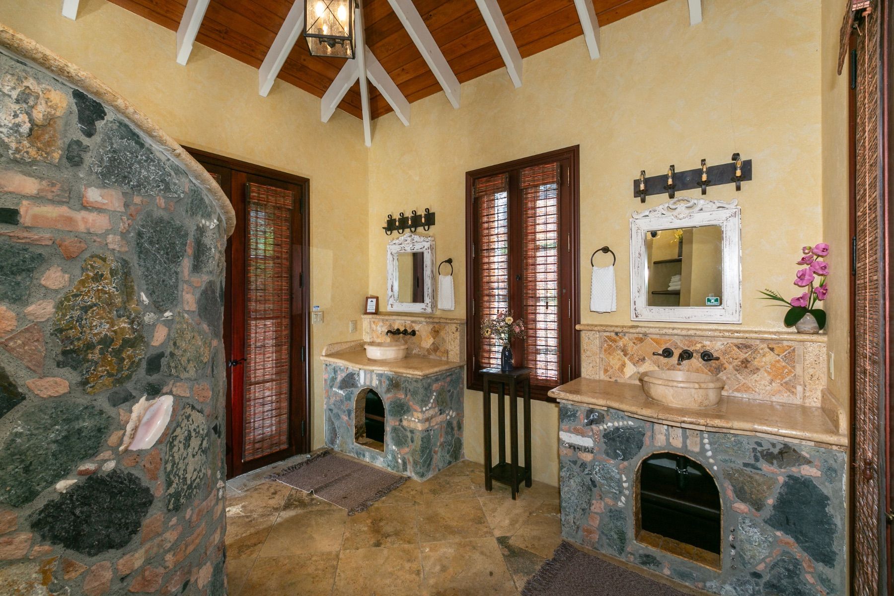 Ensuite - Dual Vanity with indoor shower