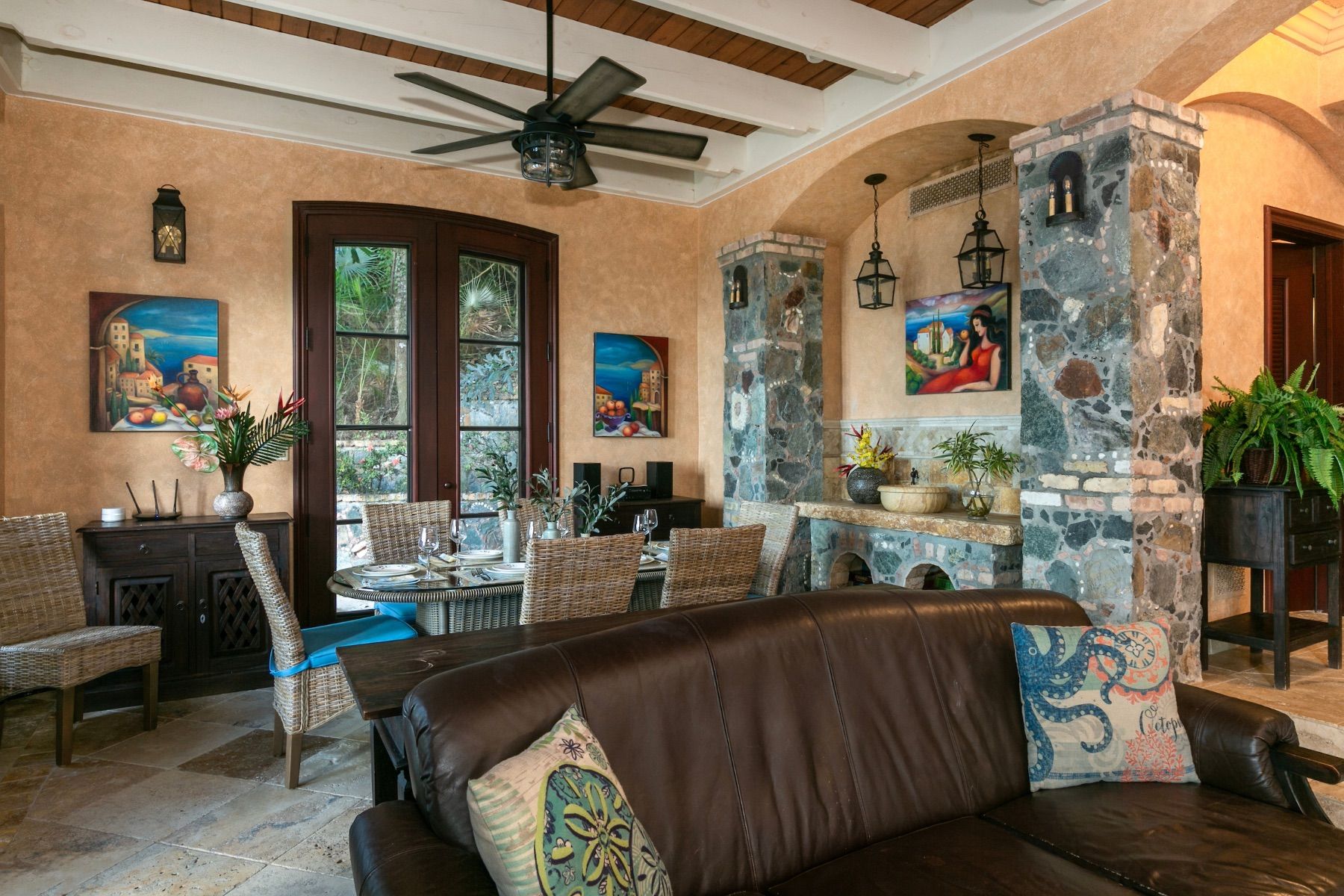 Amorosa villa photo.
