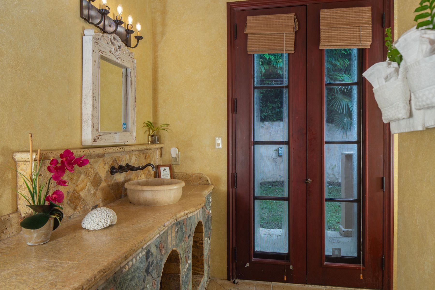 Ensuite