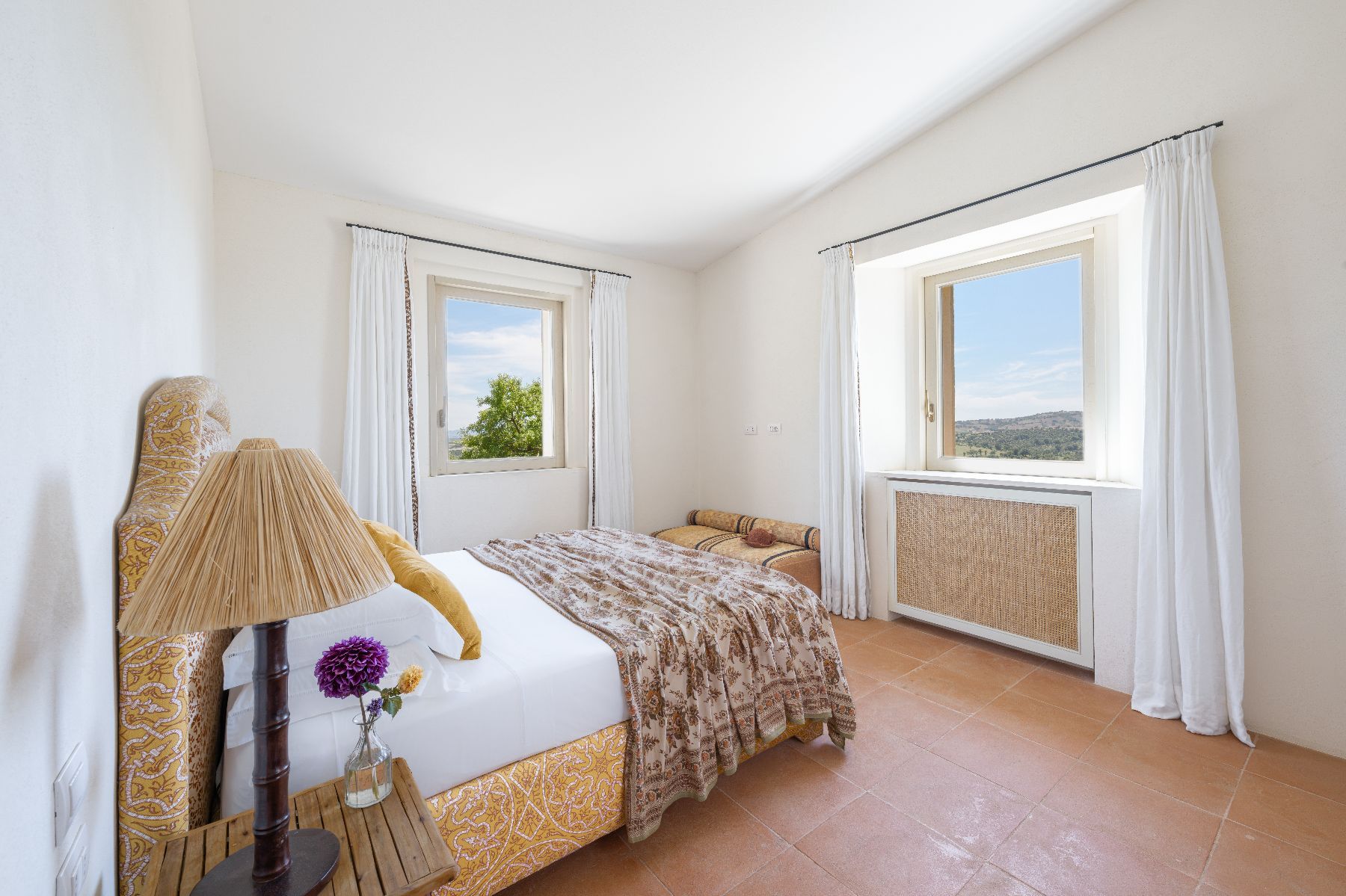 Veltuna villa photo.