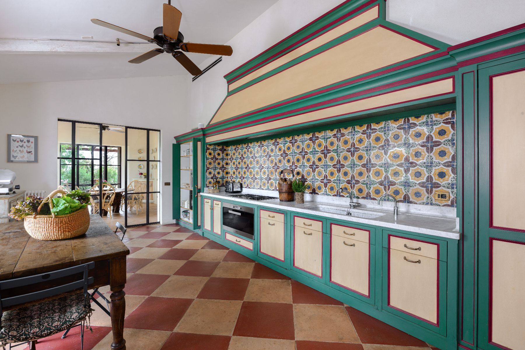 Veltuna villa photo.