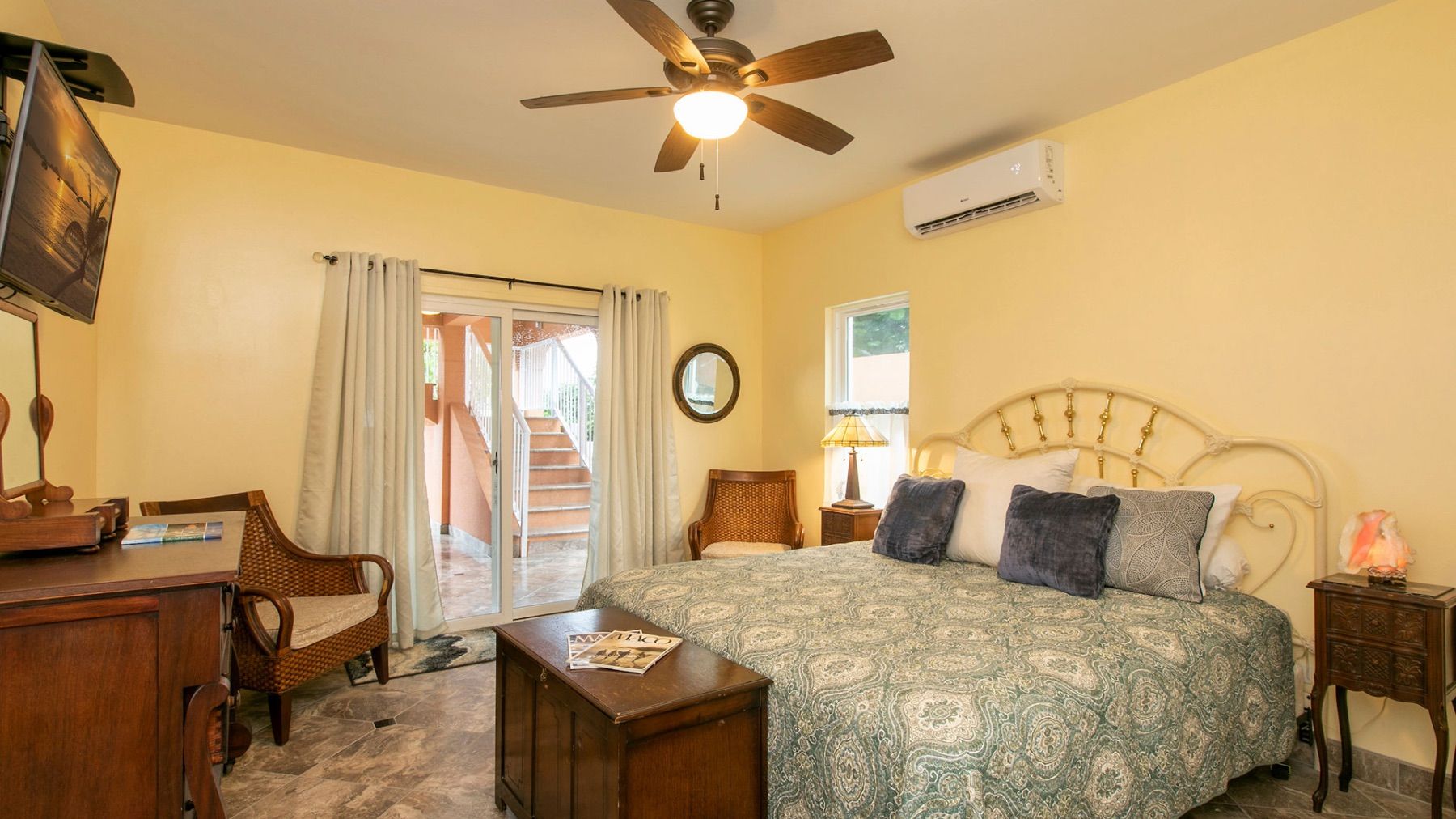 King Bedroom