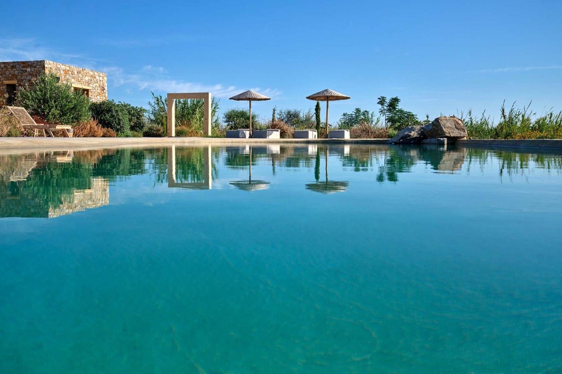 Choose your favourite sun bed and relax with loved ones beside the private swimming pool. 