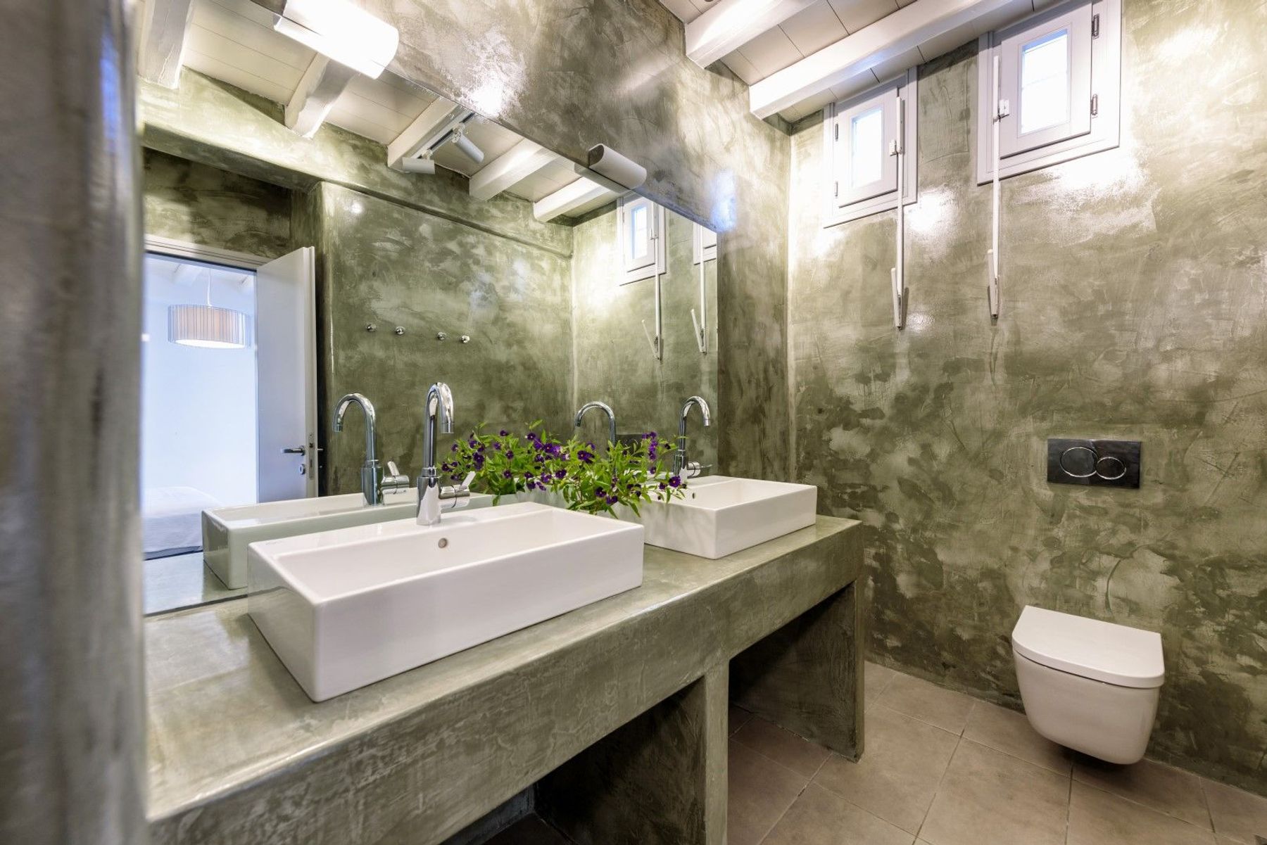 Ensuite bathroom with double basins.