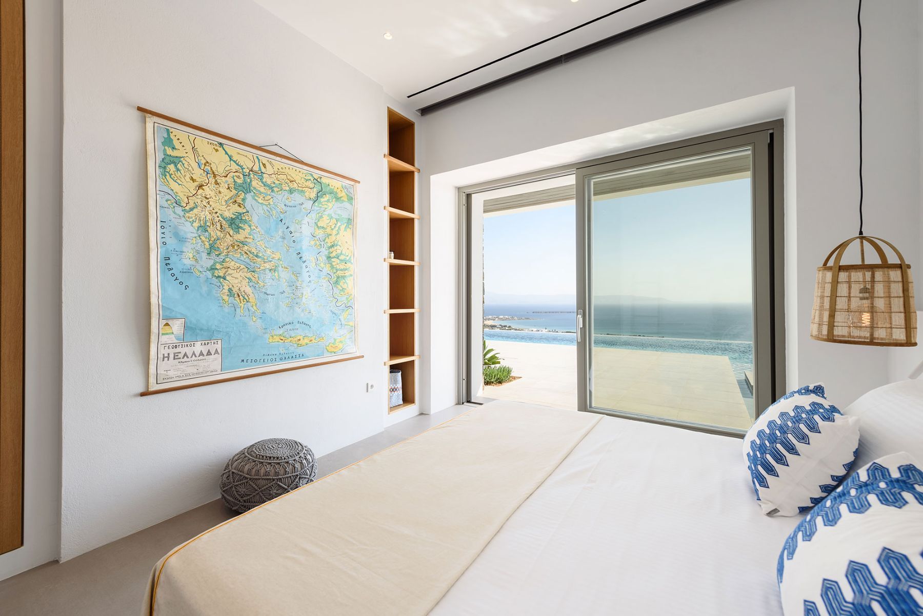 Double ensuite bedroom with direct access to the pool terrace.