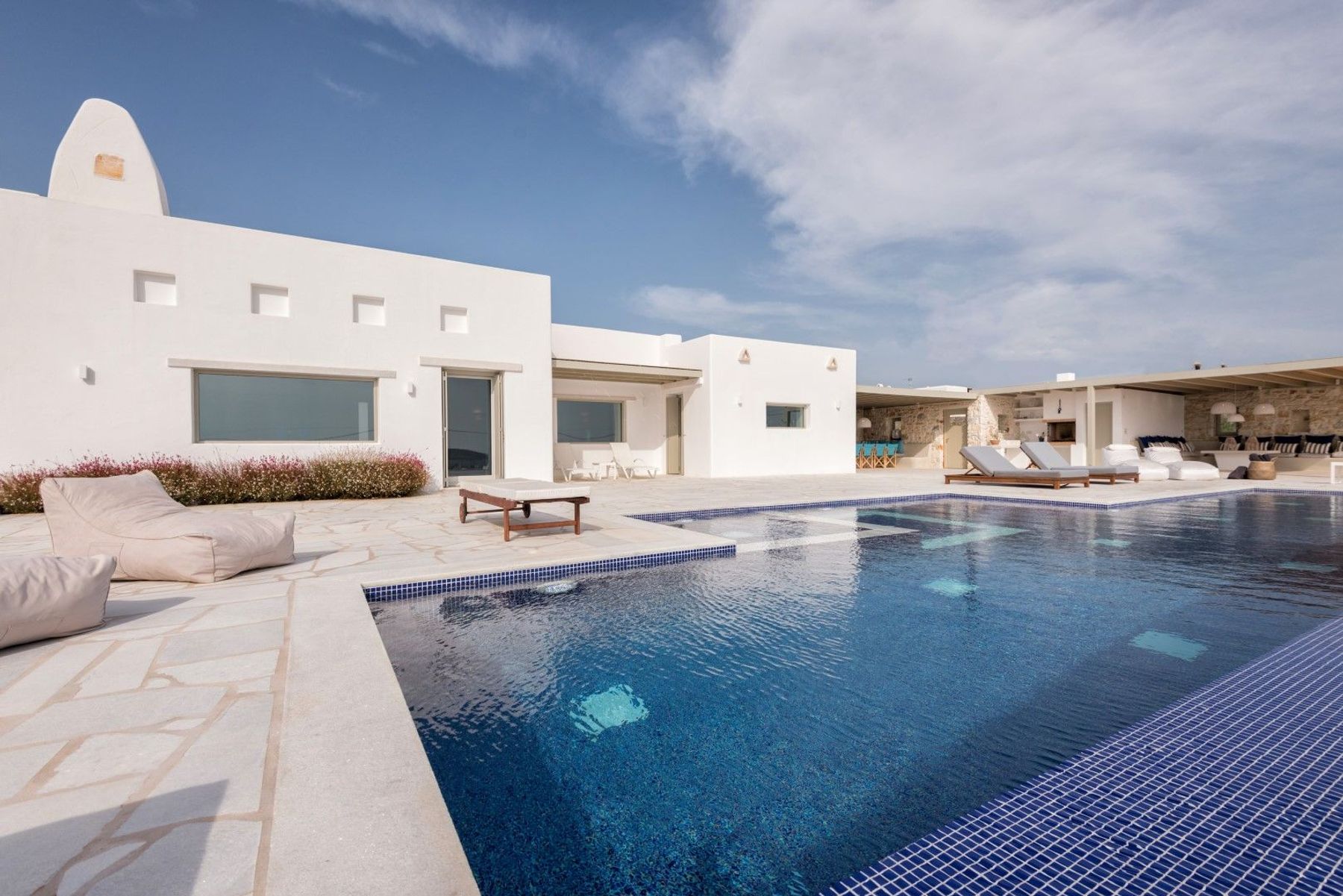 This stunning villa is near all the local conveniences, and a short walk to Golden Beach and New Golden Beach.