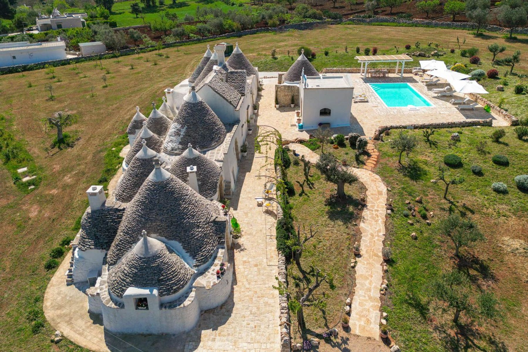 Discover a unique blend of natural beauty, historical architecture, and rich cultural heritage at this stunning residence.
