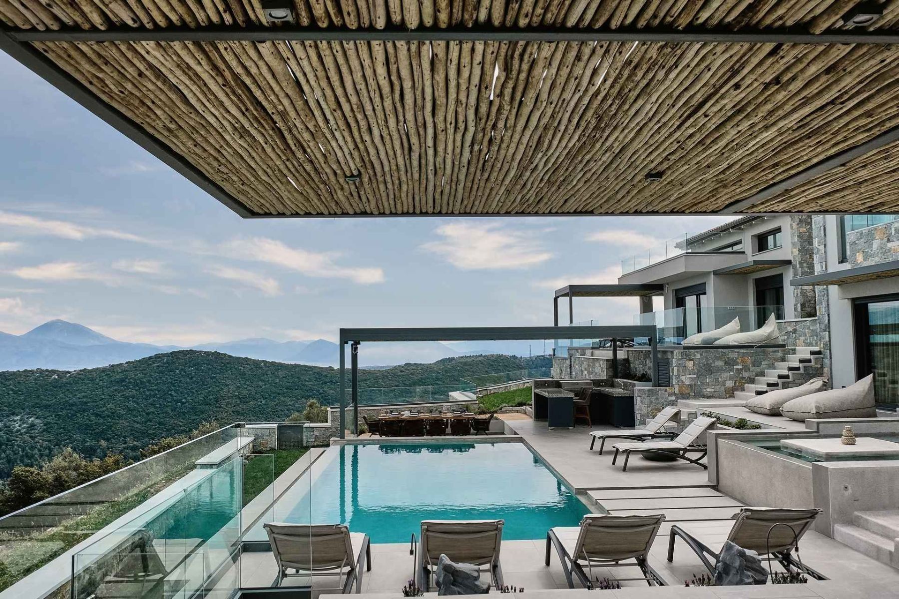 Irelia villa photo.