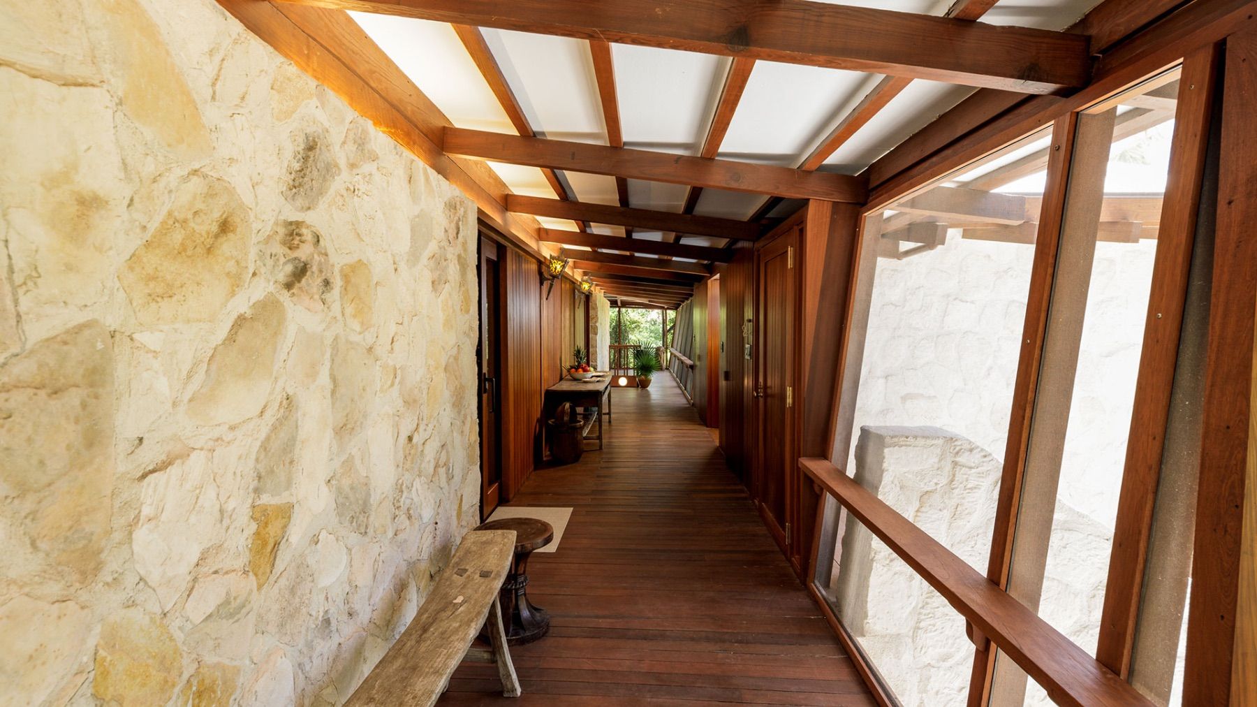 The Catch villa photo.