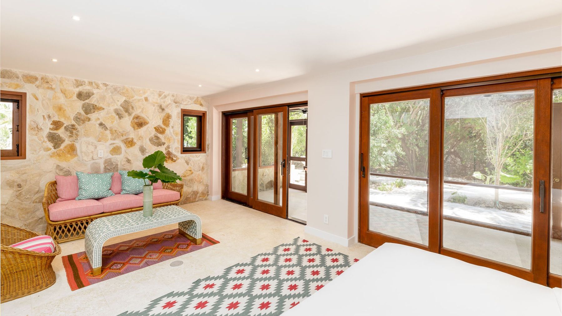 The Catch villa photo.