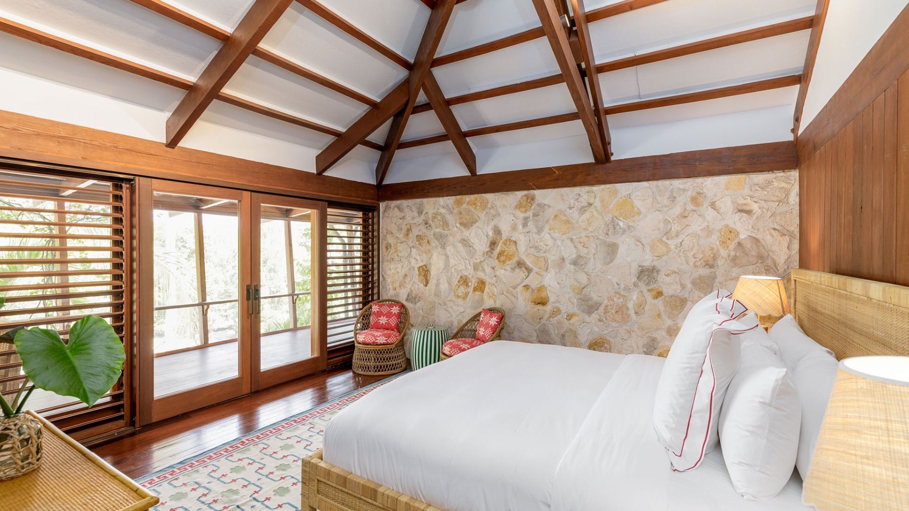 The Catch villa photo.