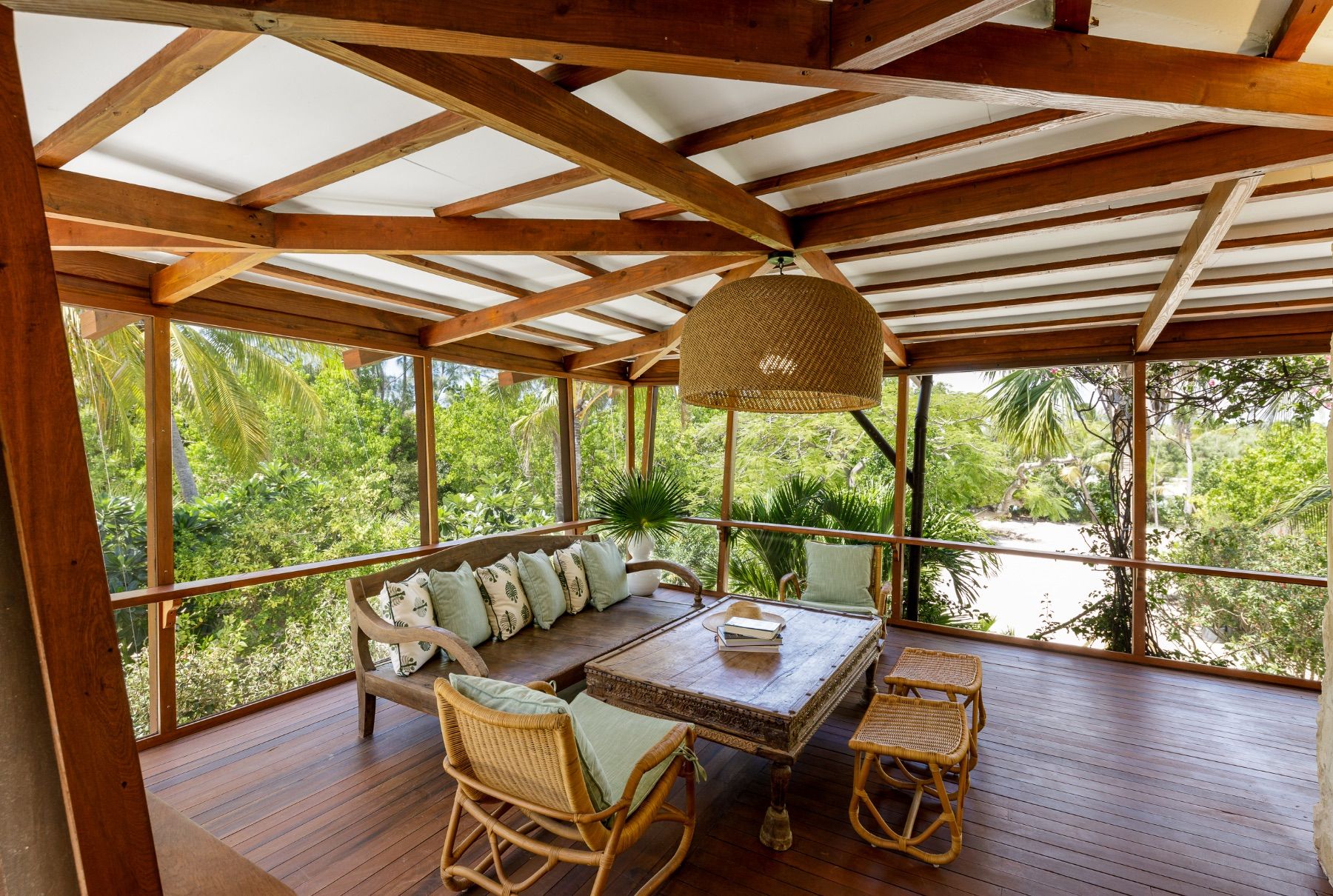 The Catch villa photo.