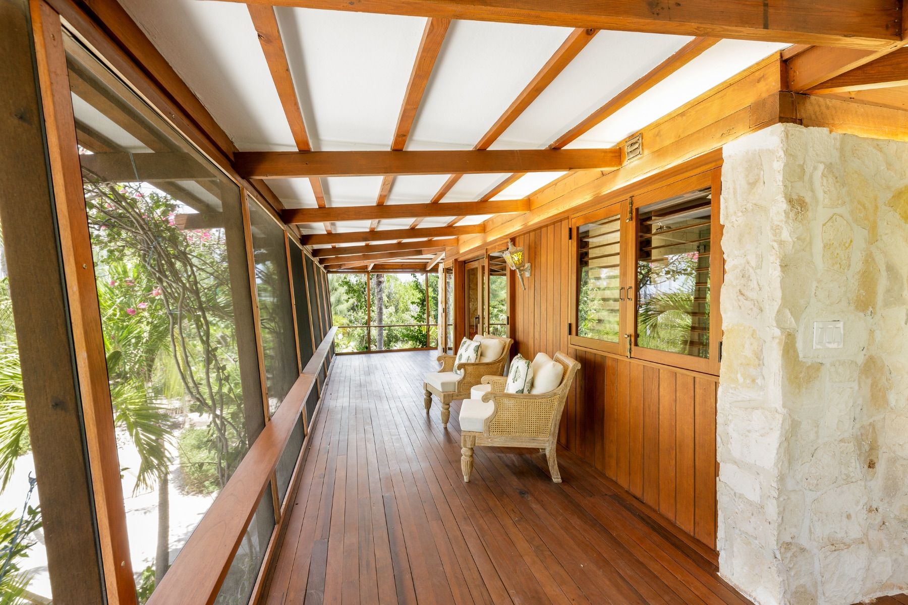 The Catch villa photo.