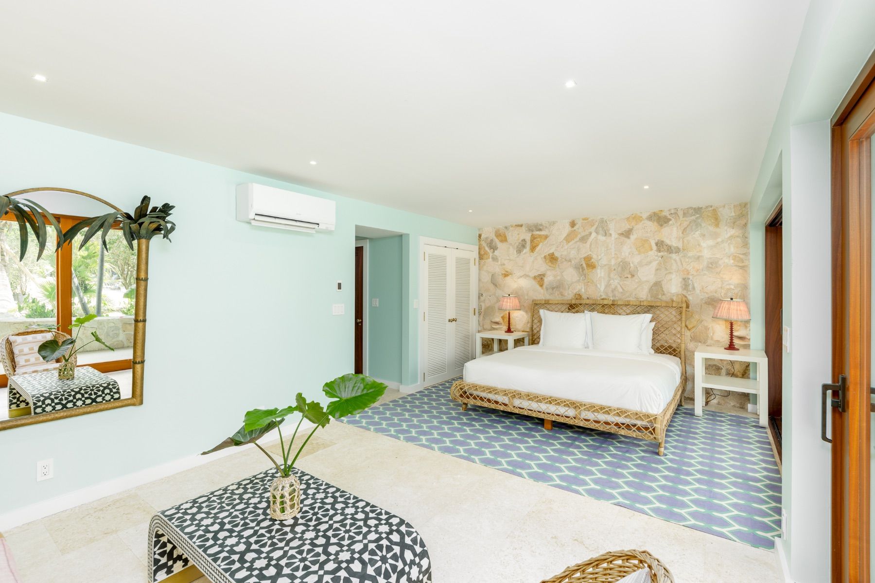 The Catch villa photo.