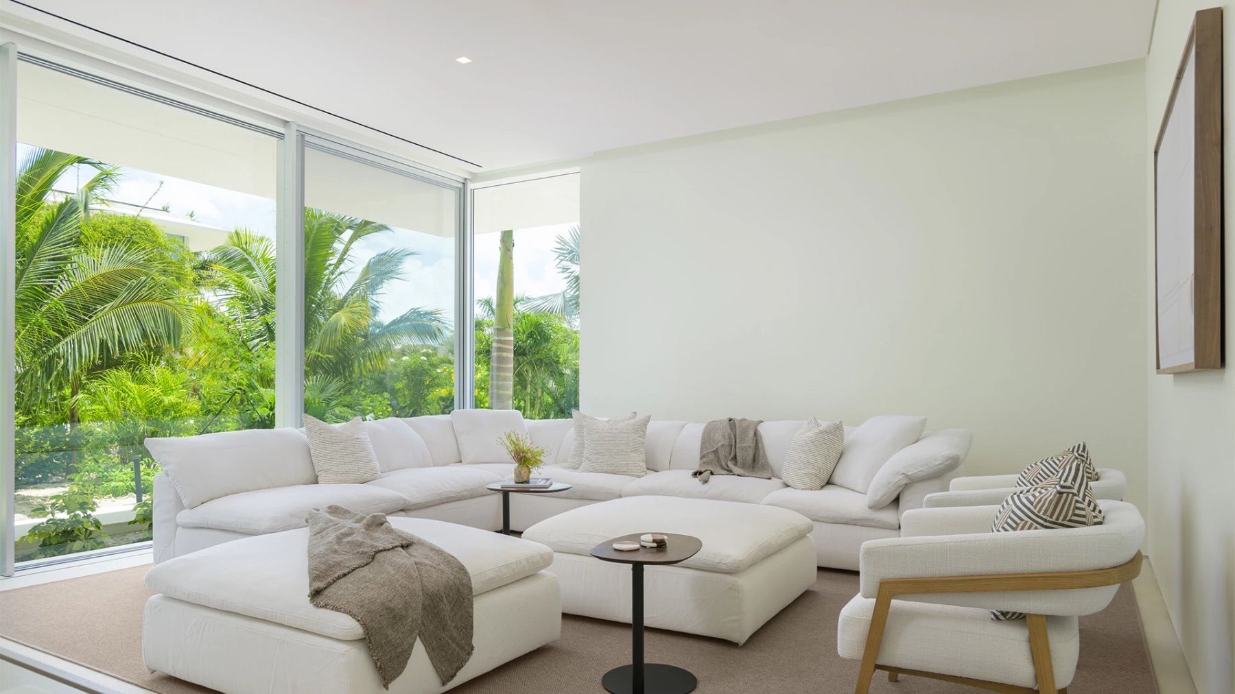 BE - The Reserve at Grace Bay Beachfront Villa 3 villa photo.