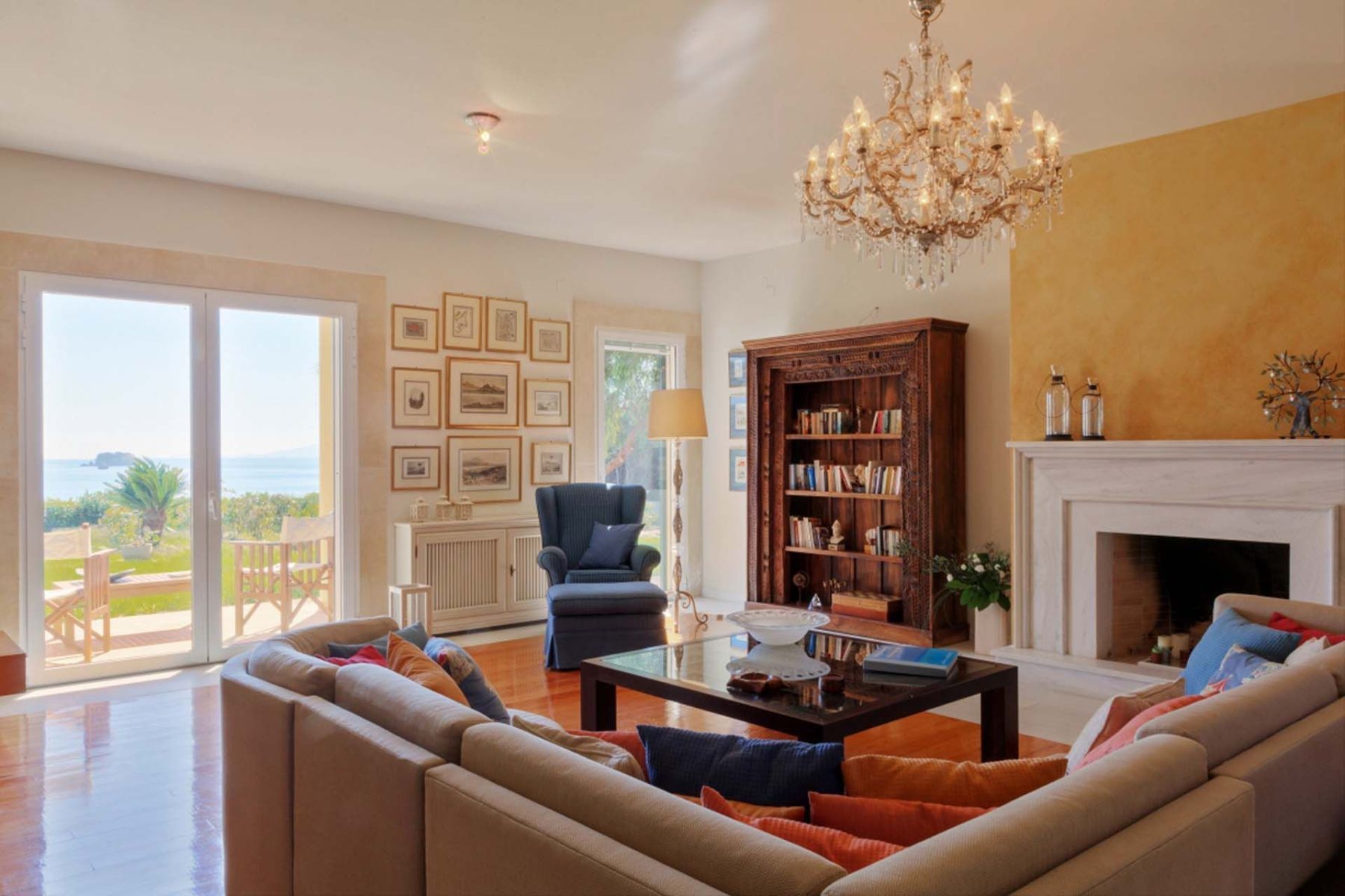 Cerulean villa photo.