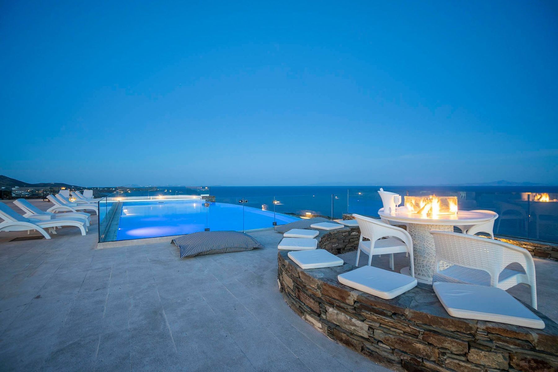 Lobelia villa photo.