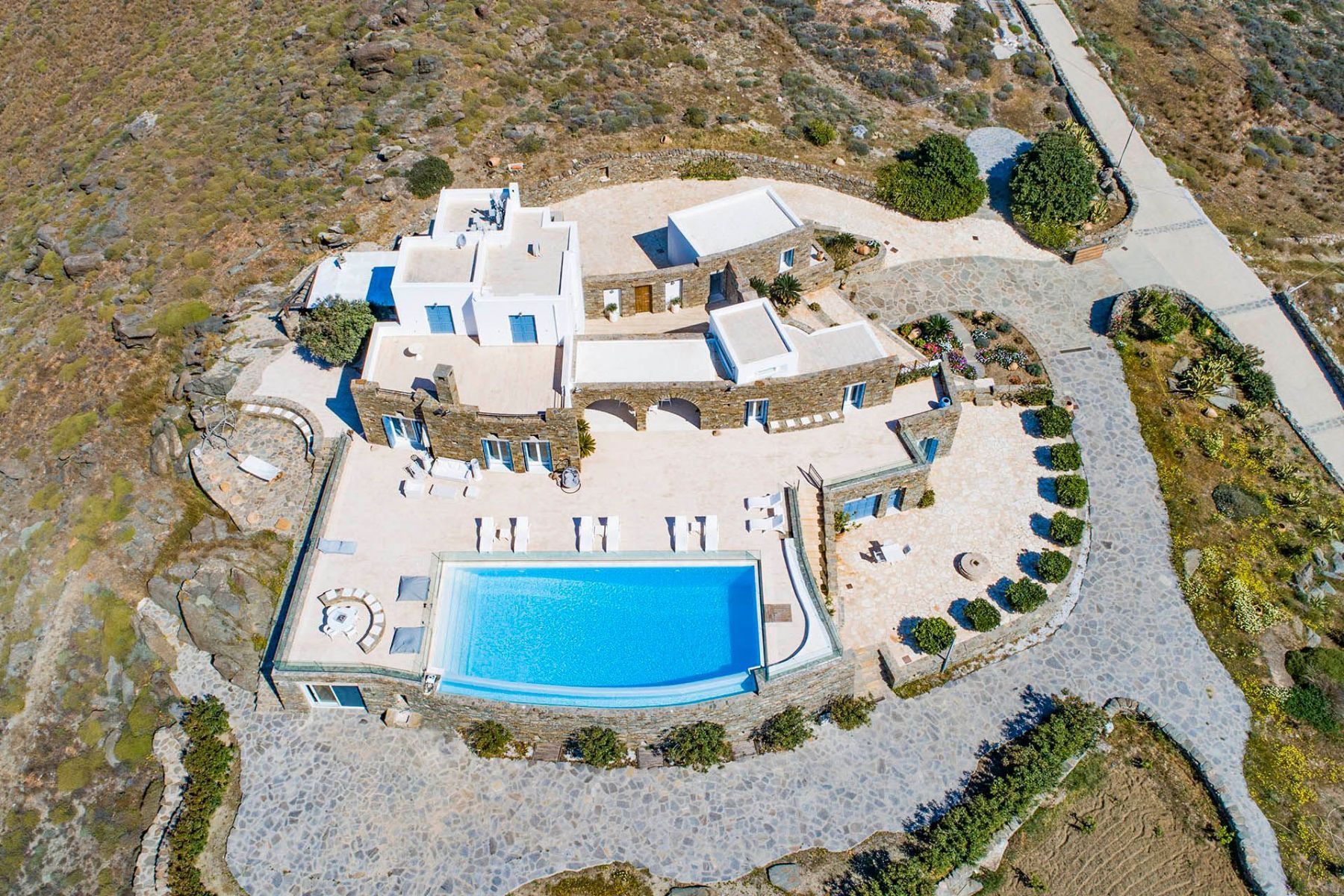 Lobelia villa photo.