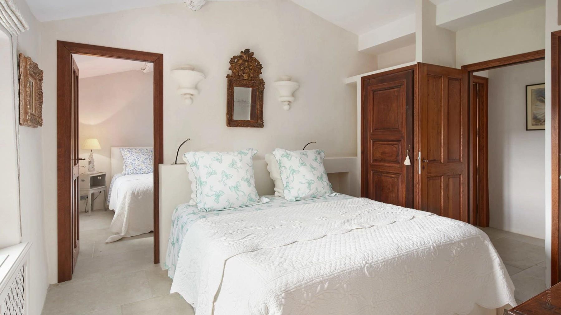 Ferme Grasse villa photo.