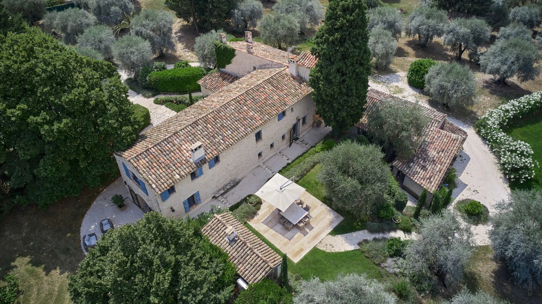 Ferme Grasse villa photo.