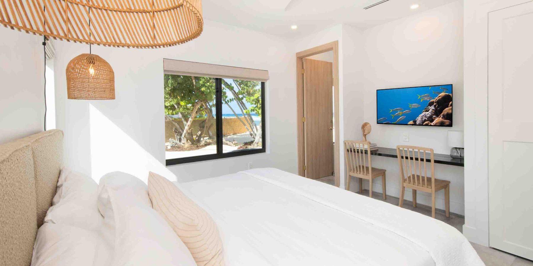 Halcyon Point villa photo.
