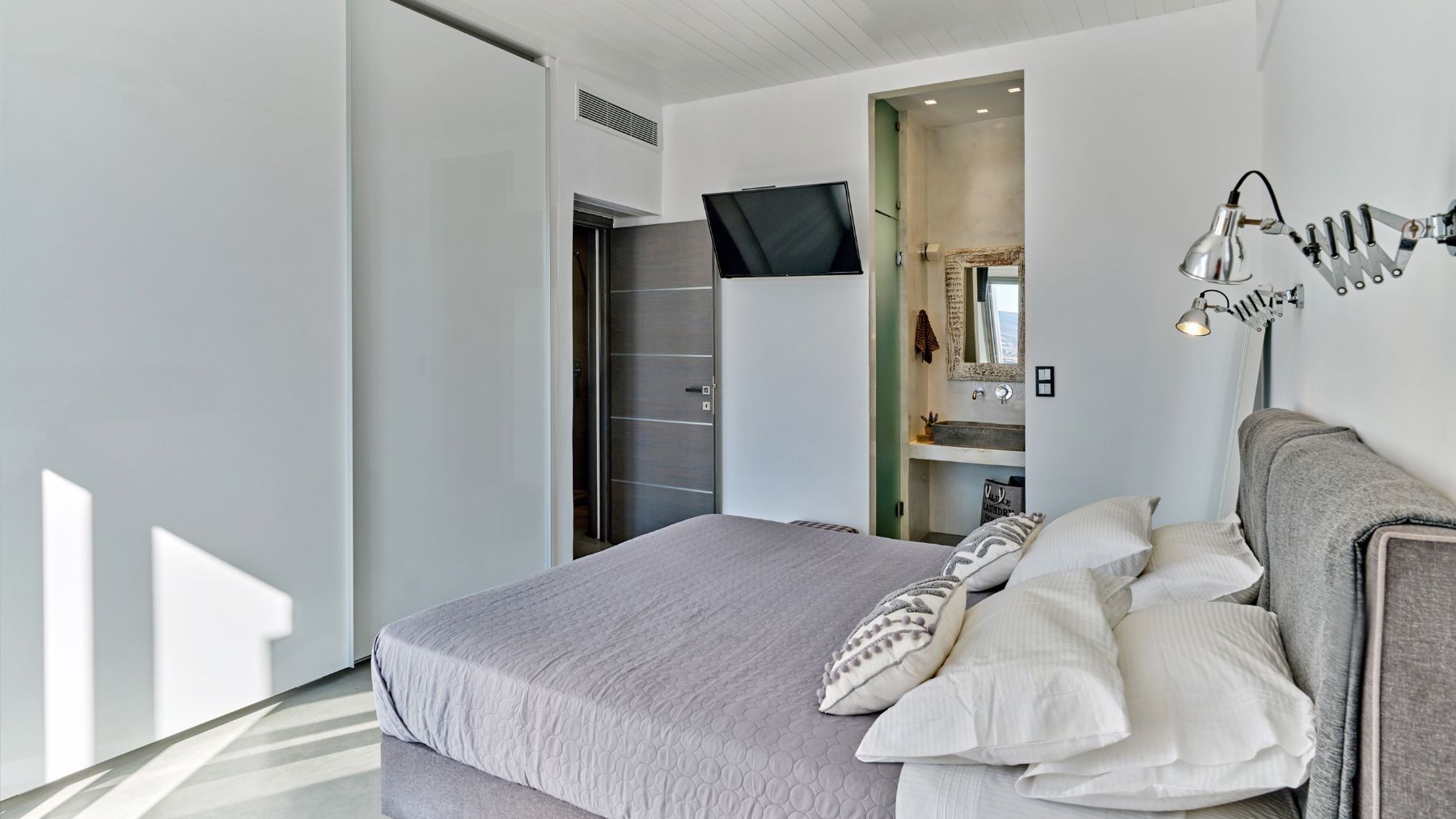 Wildflower villa photo.