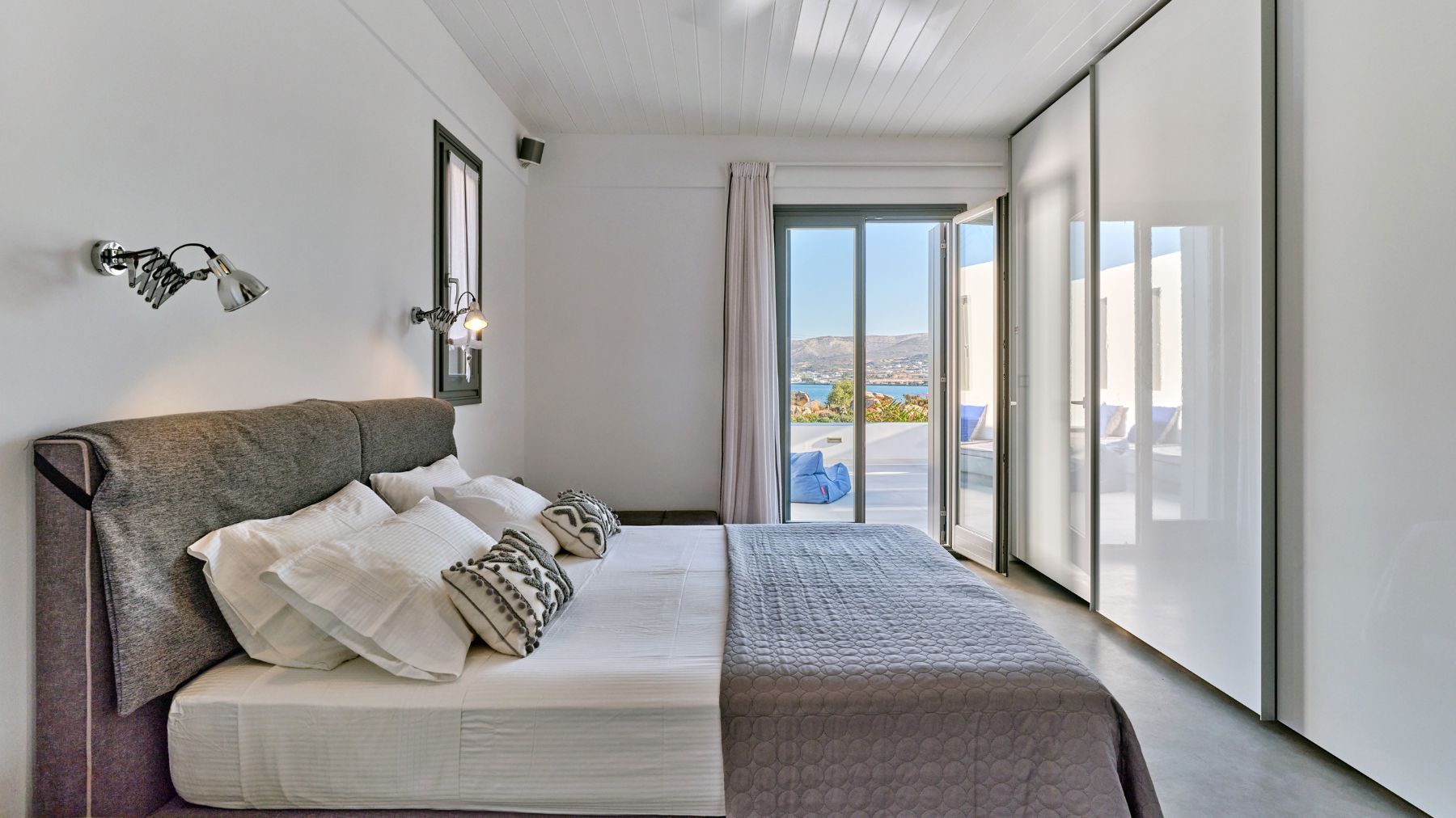 Wildflower villa photo.