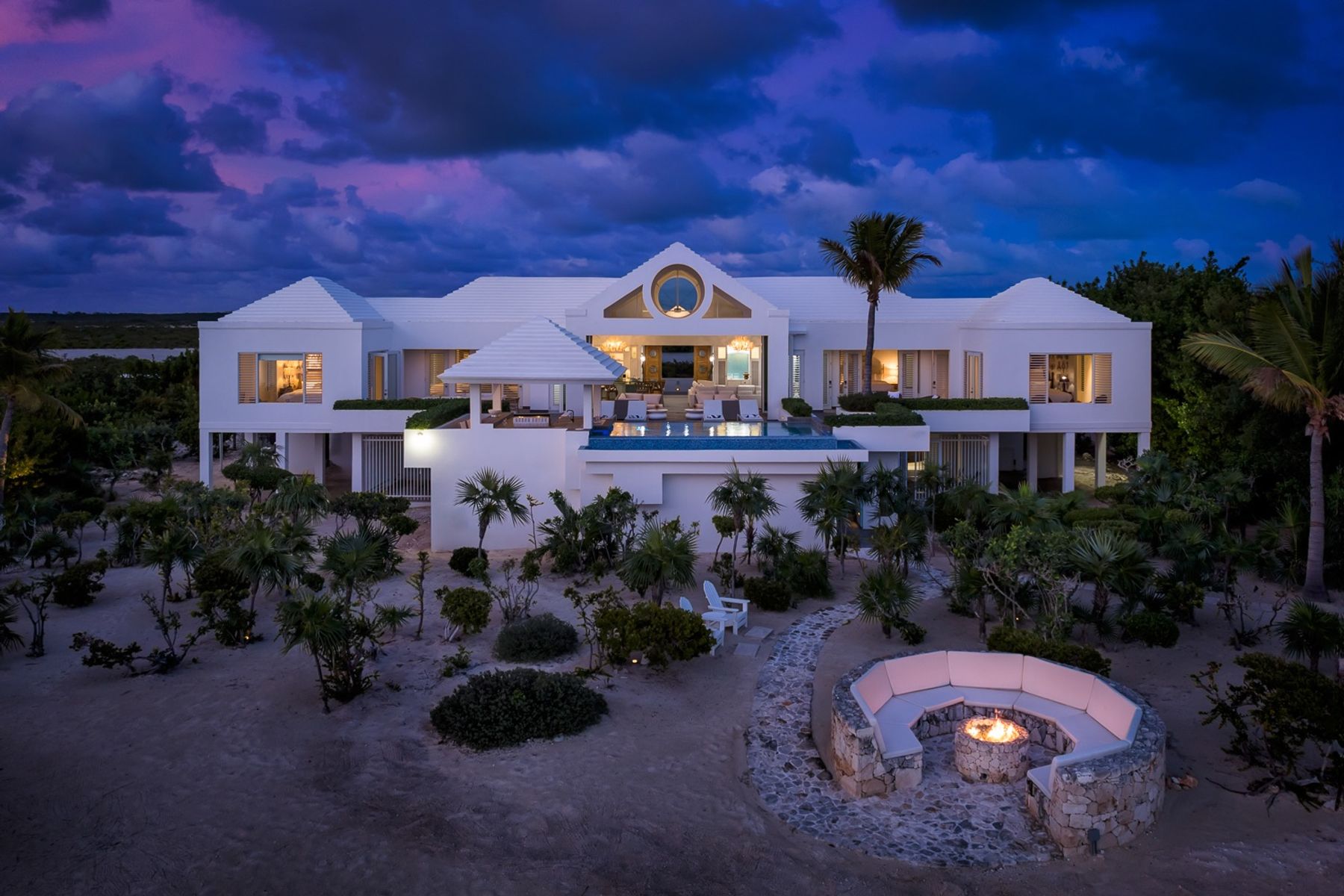 Twin Palms villa photo.