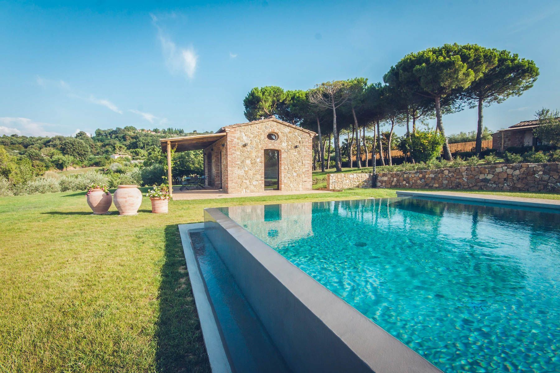 Vineranda villa photo.