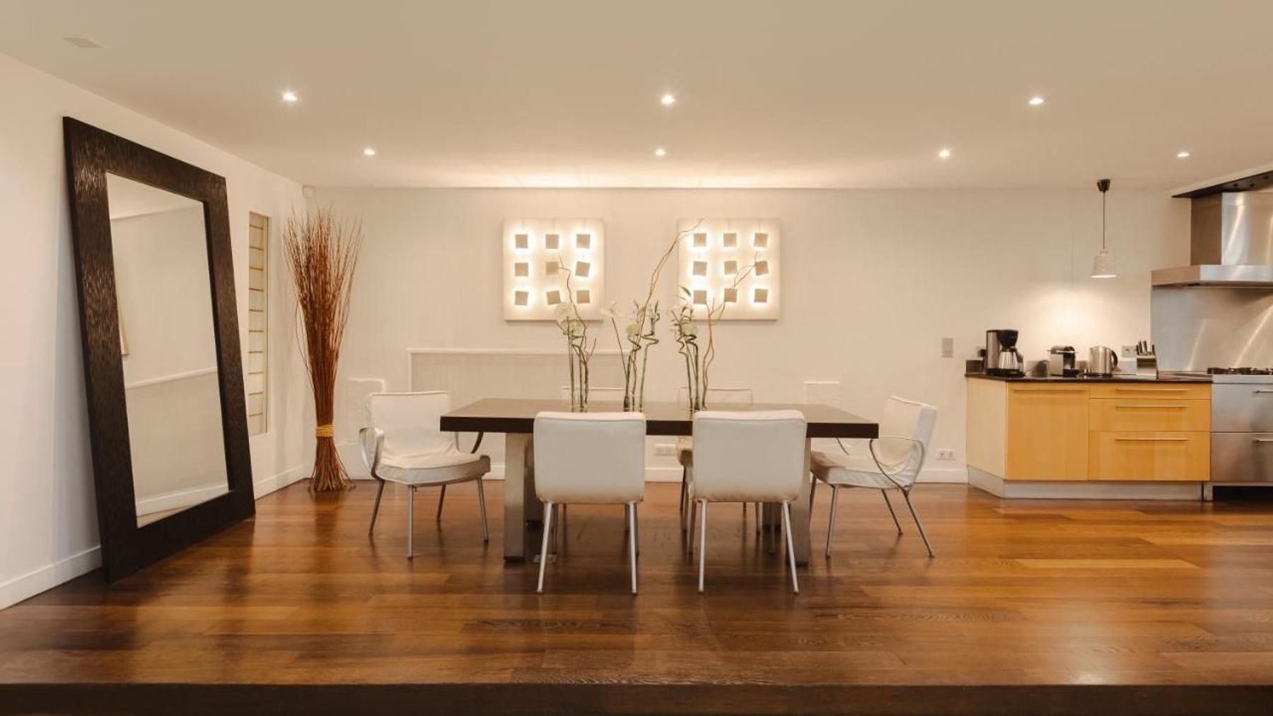 Loftfactory villa photo.
