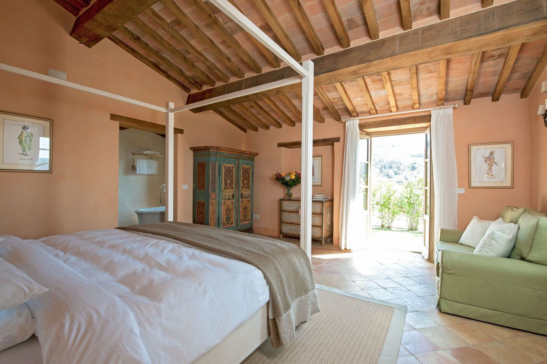 Montana villa photo.