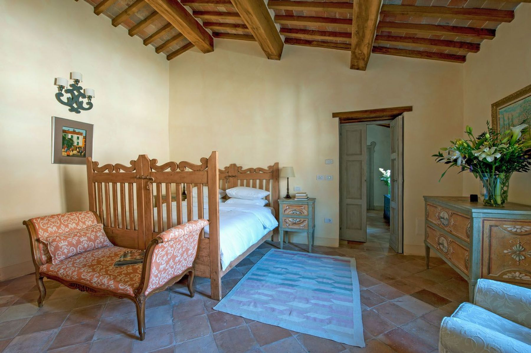 Montana villa photo.