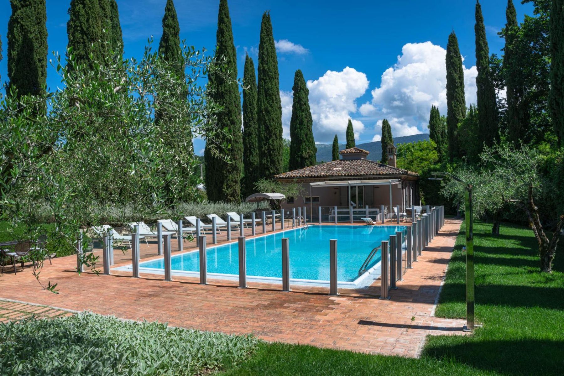 Alborosa villa photo.