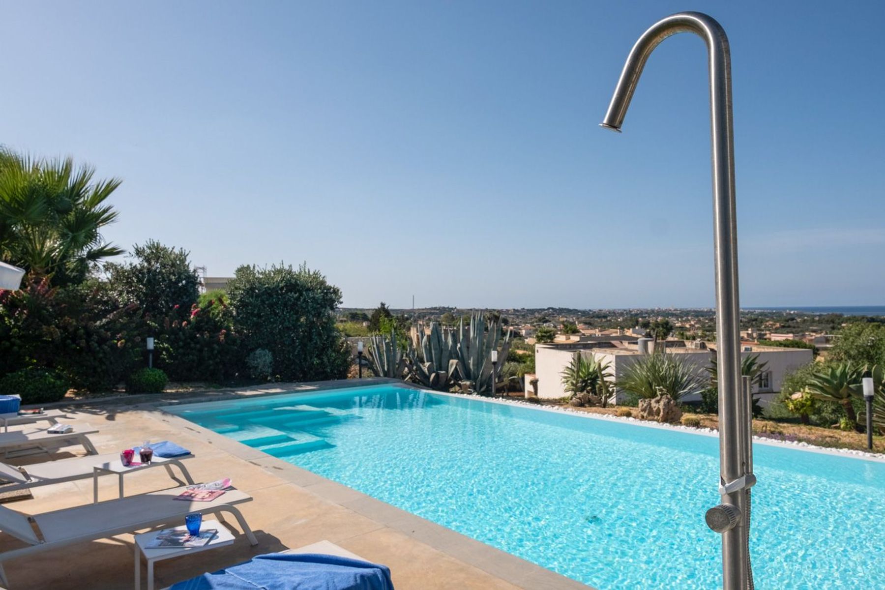 Gresella villa photo.