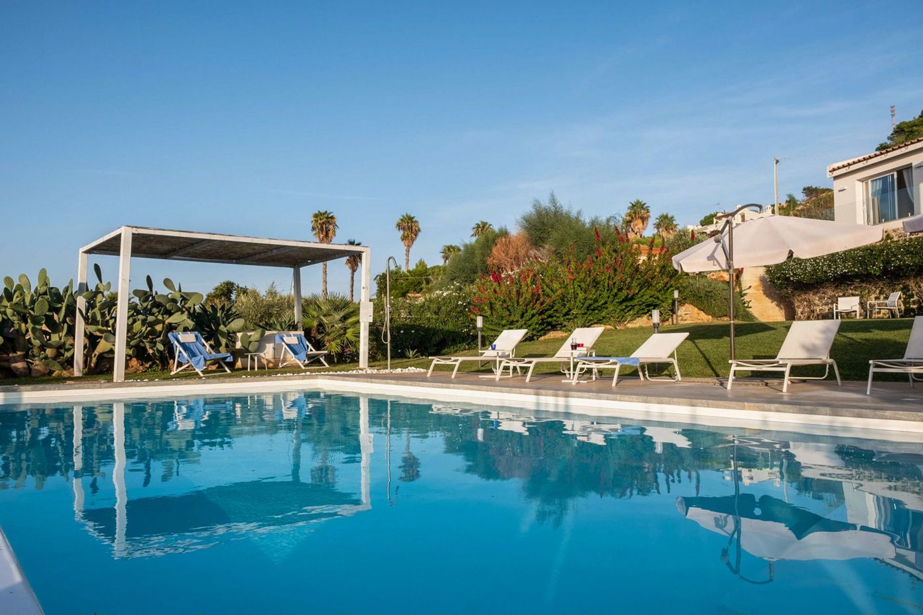 Gresella villa photo.