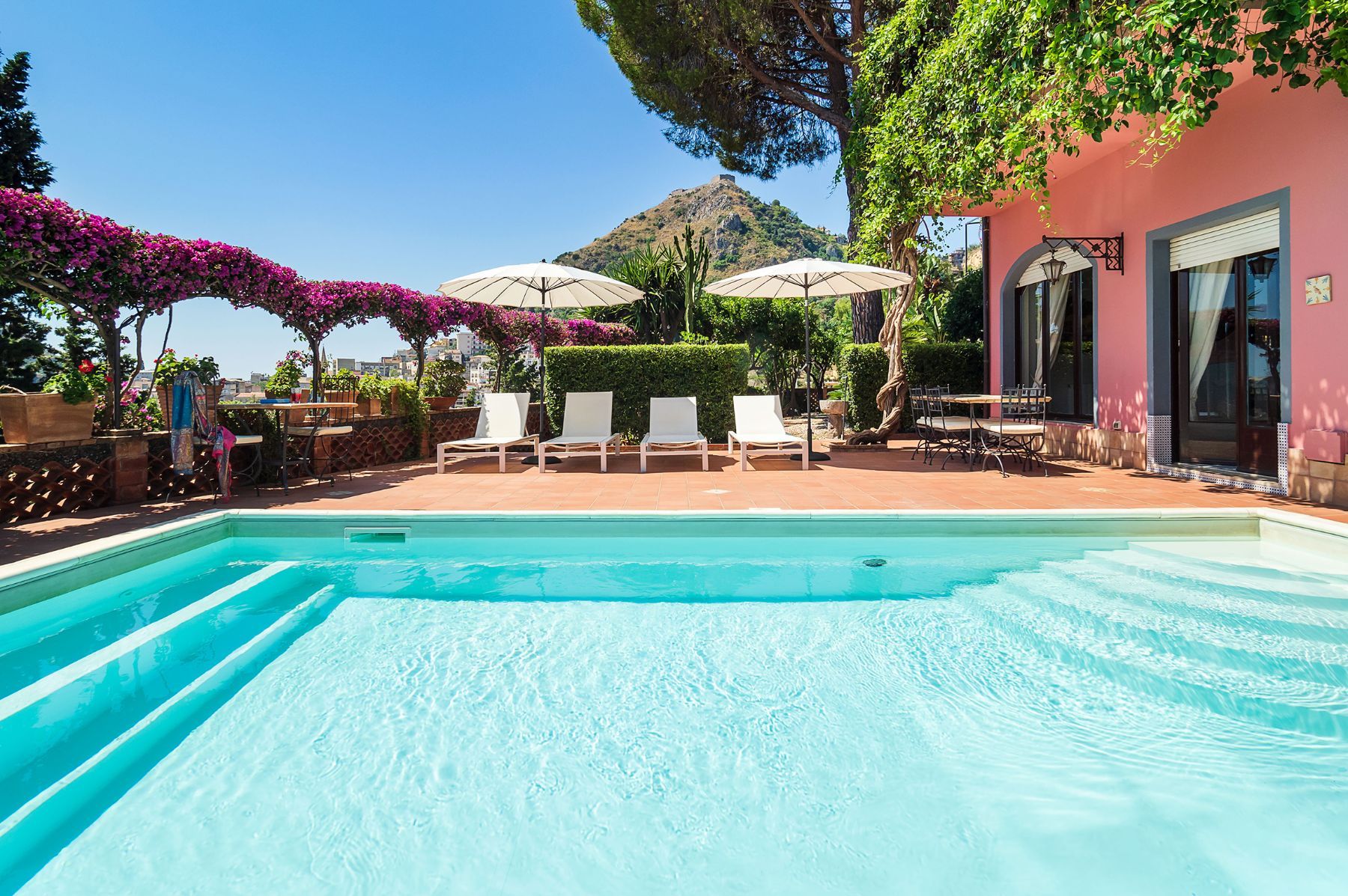 La Boheme villa photo.