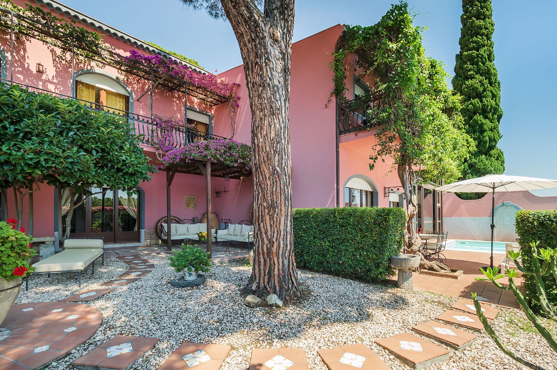 La Boheme villa photo.