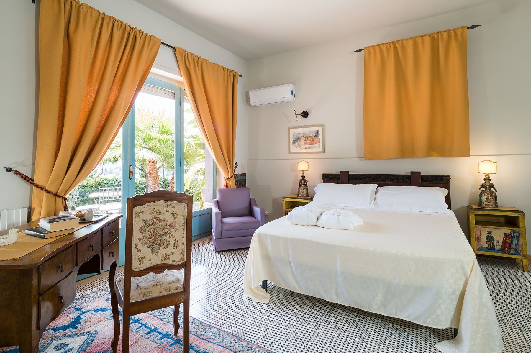 La Boheme villa photo.