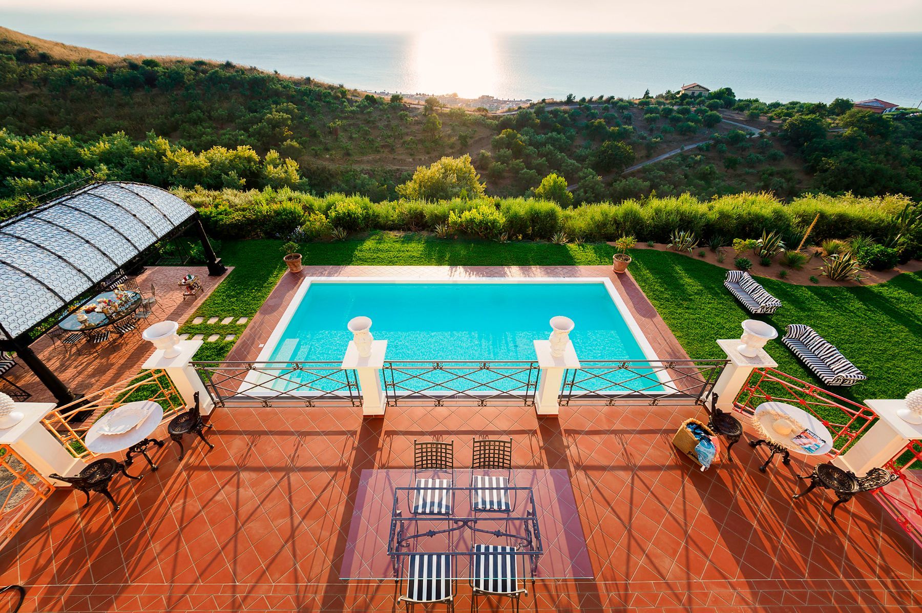 Estella villa photo.