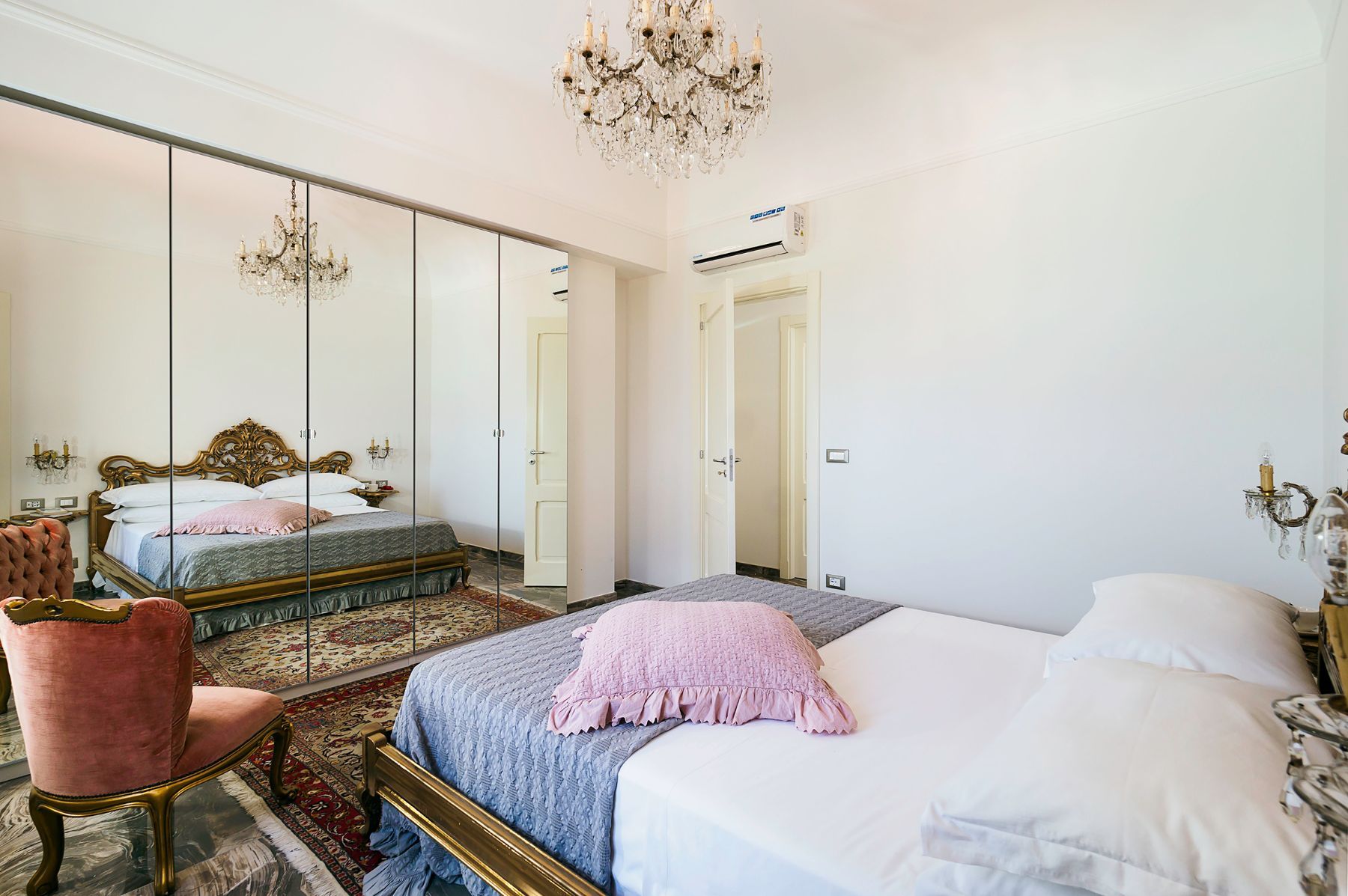 Estella villa photo.