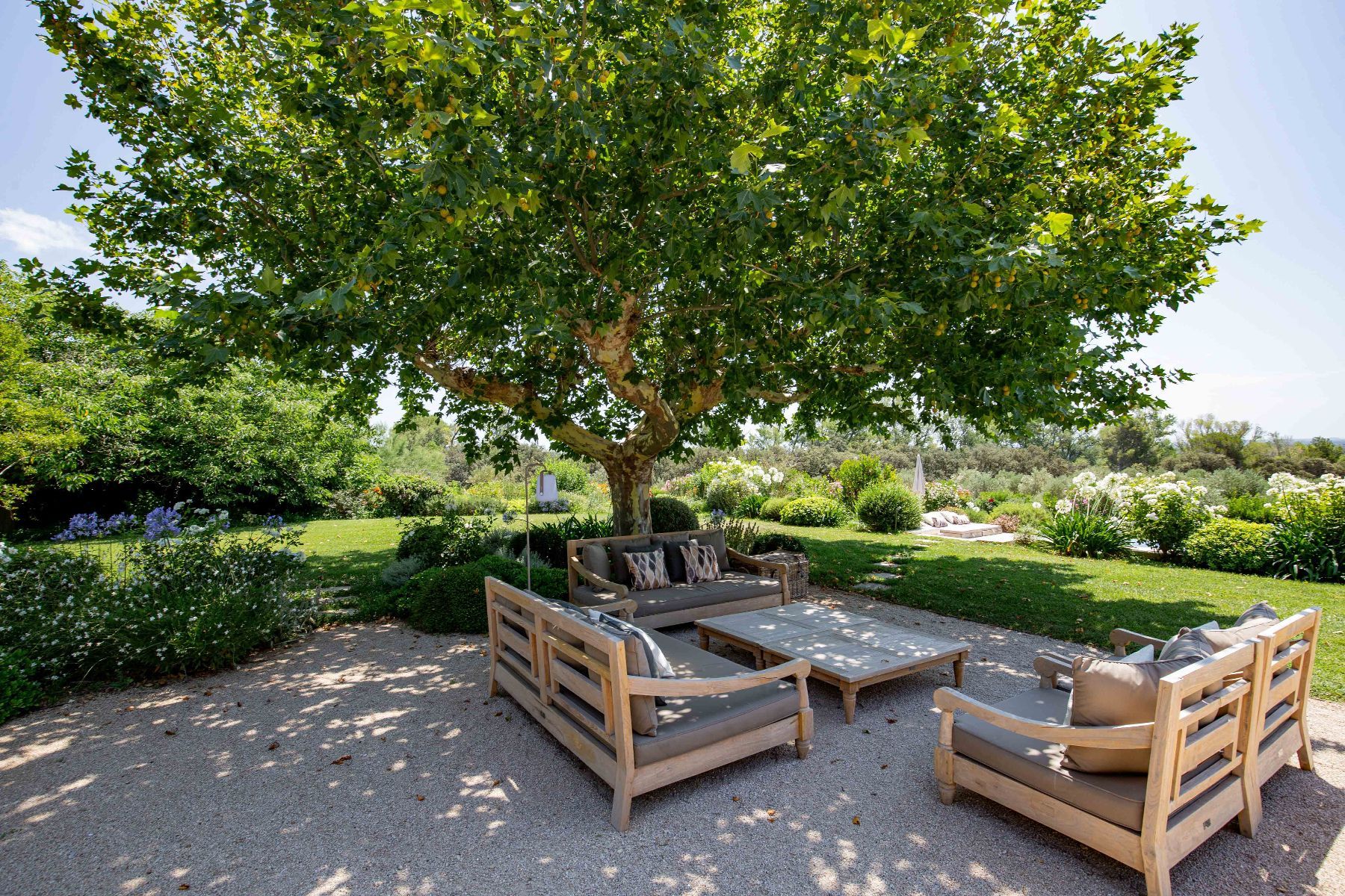 Mas de Cezanne villa photo.