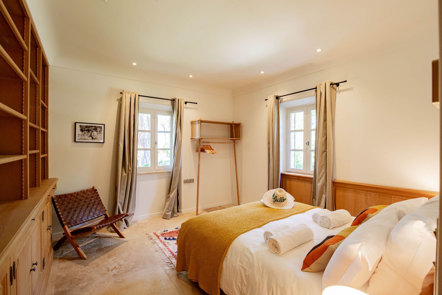 Mas de Cezanne villa photo.