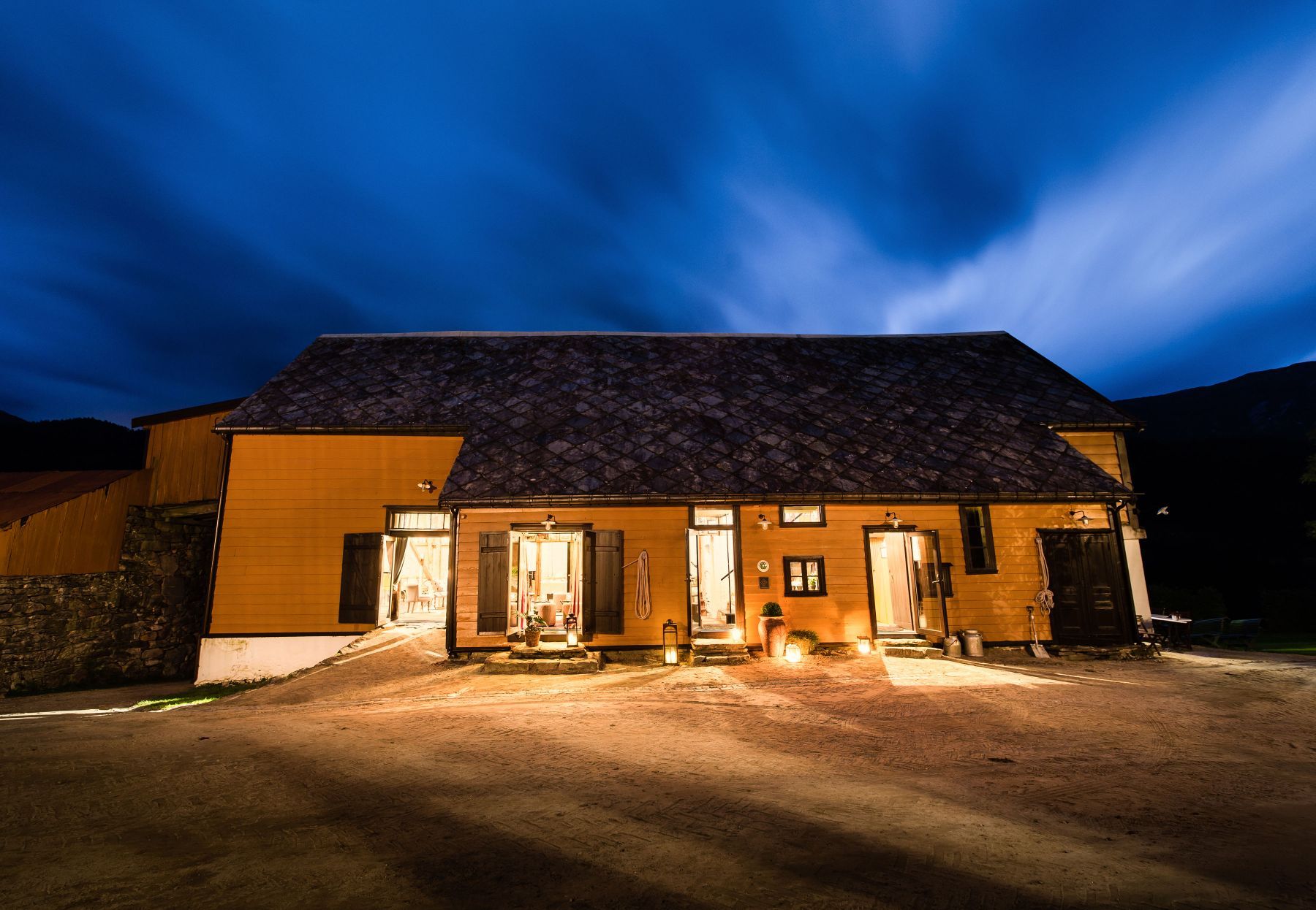 Amot villa photo.