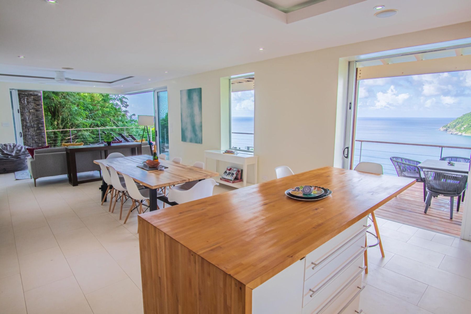 The Reefs villa photo.