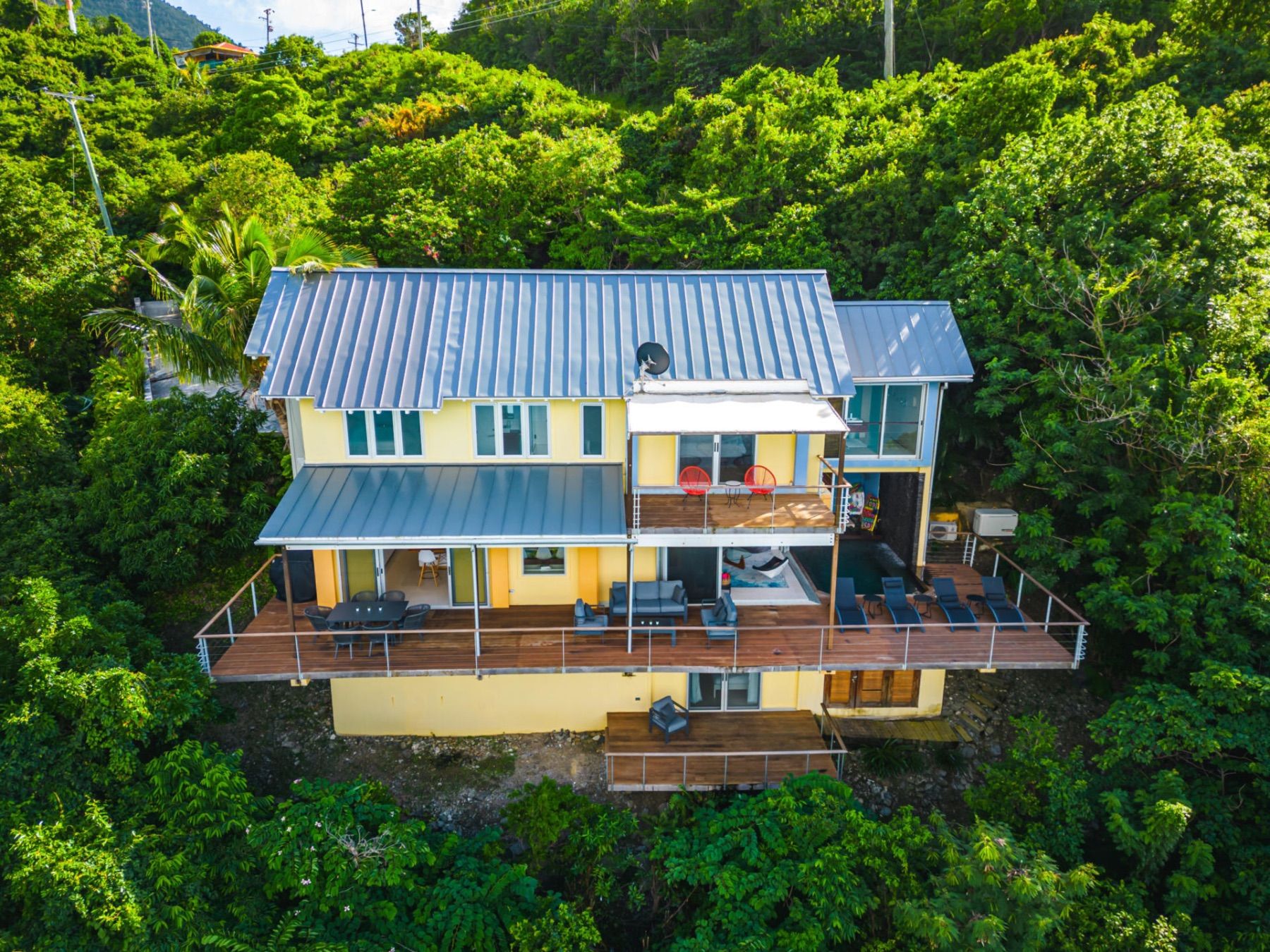 The Reefs villa photo.